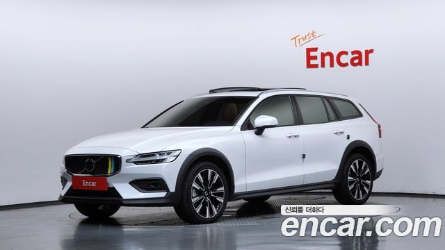 2024 Volvo V60, VIN YV1ZZL124R1134669