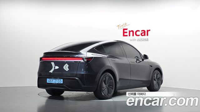 2026 Tesla Model Y, VIN LRWYGCEK1TC790726