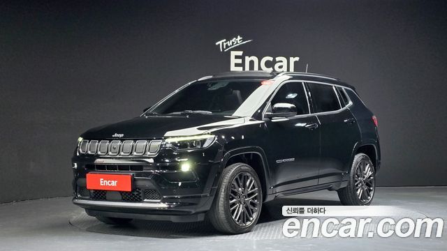 2022 Jeep Compass, VIN 3C4NJDEB1NT174108