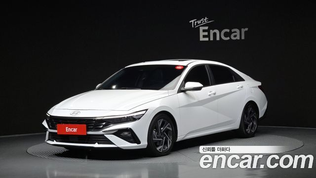2025 Hyundai Avante, VIN KMHLN41EESU996121