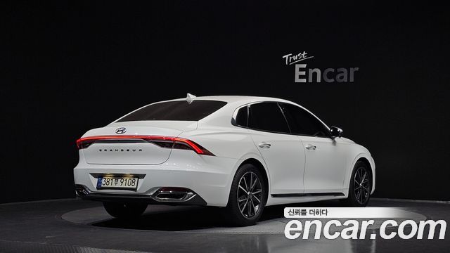 2022 Hyundai Grandeur, VIN KMHF141DBNA459630