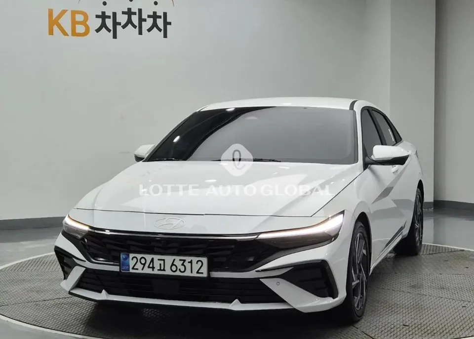 2024 Hyundai Avante, VIN KMHLR41EERU717422