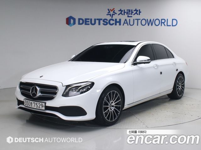 2020 Mercedes-Benz E-Class, VIN WDDZF4JB5LA745408