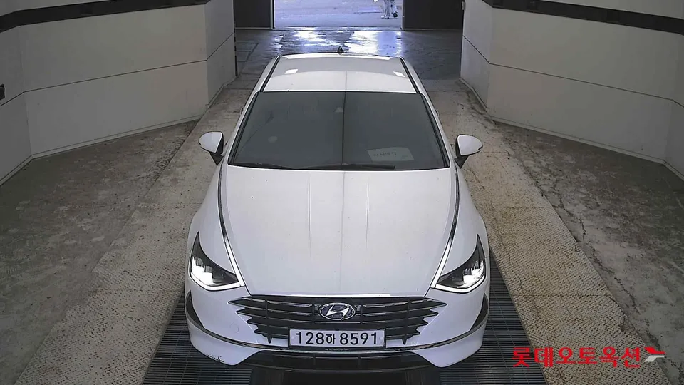 2020 Hyundai Sonata, VIN KMHL141EBLA089077