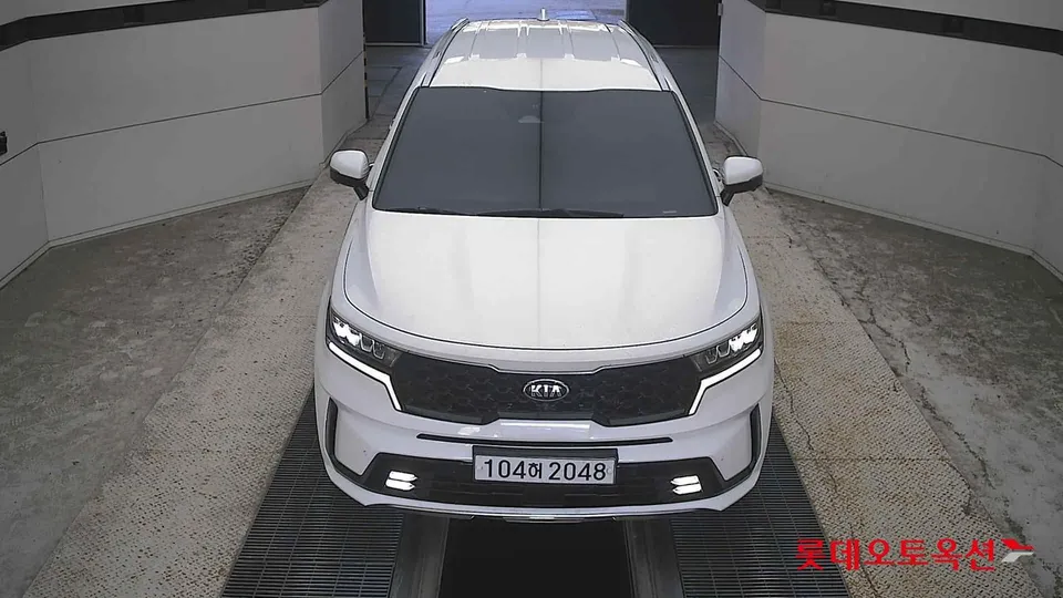 2021 Kia Sorento, VIN KNARH81BGMA013359