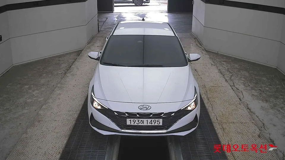 2022 Hyundai Avante, VIN KMHLM41EENU293464