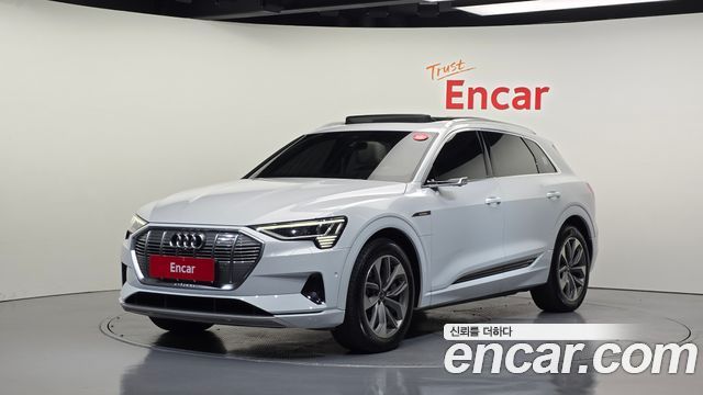 2023 Audi e-tron, VIN WAUZZZGE0PB008226