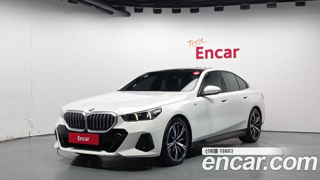 2025 BMW 5-Series, VIN WBA51FJ06SCU59147