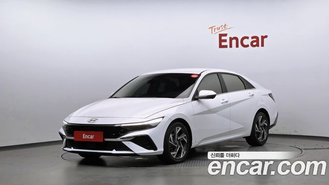 2024 Hyundai Avante, VIN KMHLR41EERU619412