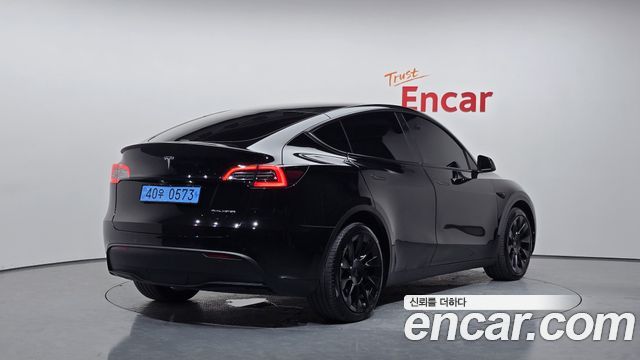 2022 Tesla Model Y, VIN 7SAYGDEE4NF416638