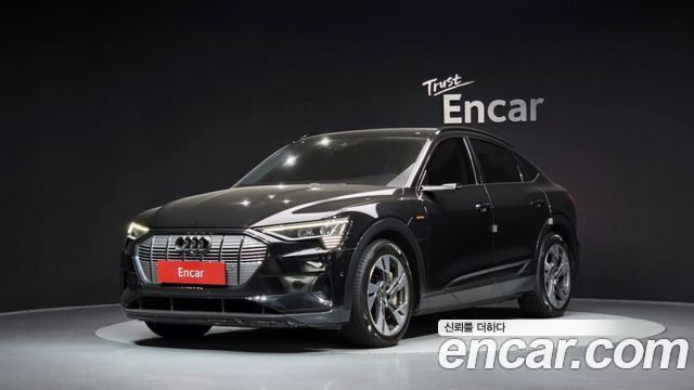 2021 Audi e-tron, VIN WAUZZZGE9MB017762