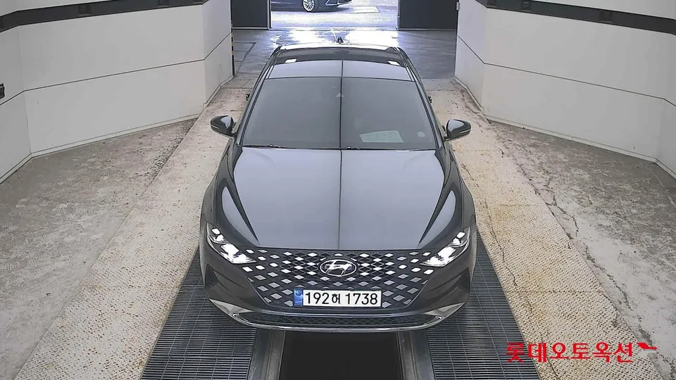 2023 Hyundai Grandeur, VIN KMHF141DBPA518246