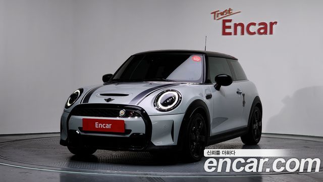 2022 Mini Cooper, VIN WMW61DH06N2R84847