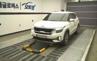 2021 Kia Seltos, VIN KNAET812GMK142225