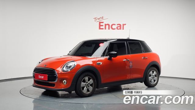 2021 Mini Cooper, VIN WMWXV7104M2N70257