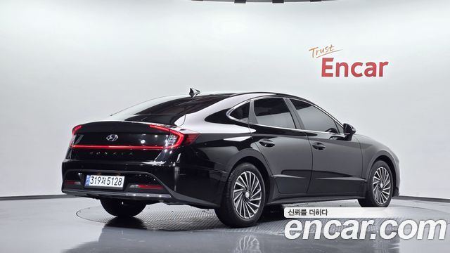 2022 Hyundai Sonata, VIN KMHL241JBNA053033