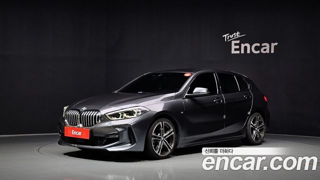 2021 BMW 1-Series, VIN WBA7L7106M7J29691