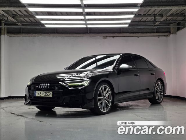 2021 Audi S6, VIN WAUZZZF25MN017800