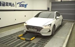 2020 Hyundai Sonata, VIN KMHL341JBLA001136