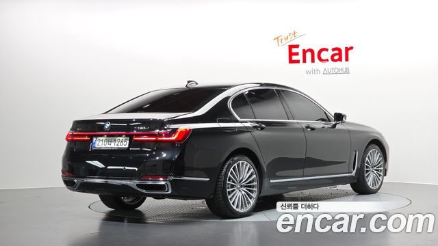 2021 BMW 7-Series, VIN WBA7B8102MCH16439