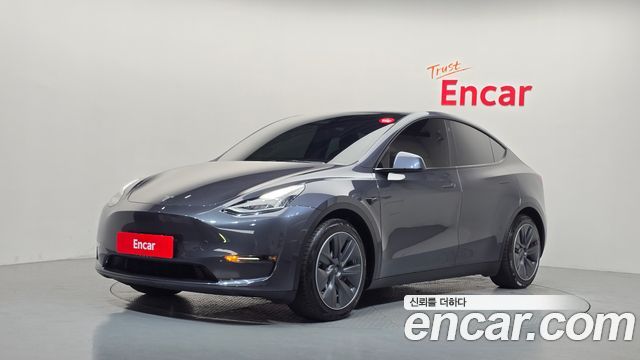 2021 Tesla Model Y, VIN 5YJYGDED9MF235666