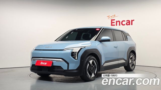 2025 Kia EV3, VIN KNAFB81AFSS006313