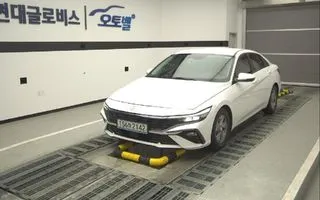 2024 Hyundai Avante, VIN KMHLM41EERU566930