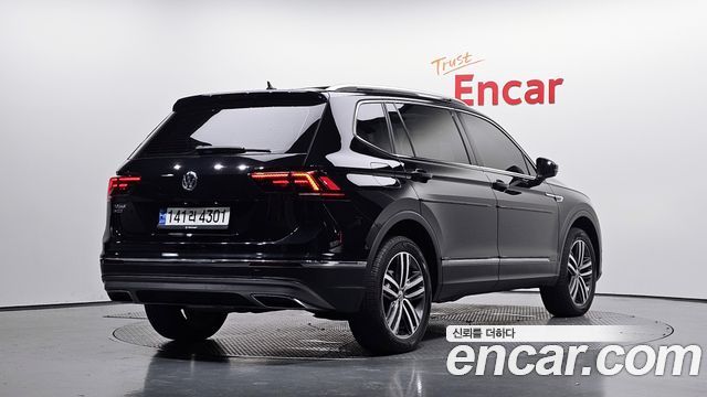 2020 Volkswagen Tiguan, VIN WVGZZZ5NZLM169575