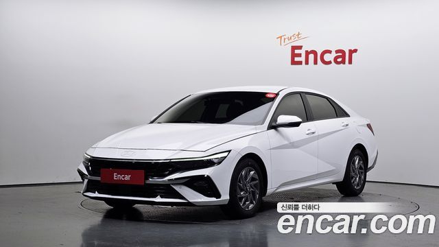 2025 Hyundai Avante, VIN KMHLN41EESU856782