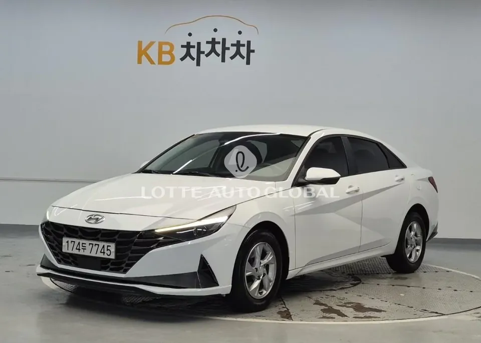 2021 Hyundai Avante, VIN KMHLM41EEMU229356