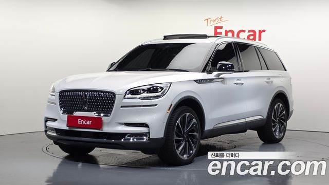 2020 Lincoln Aviator, VIN 5LM5J7XC4LGL34063