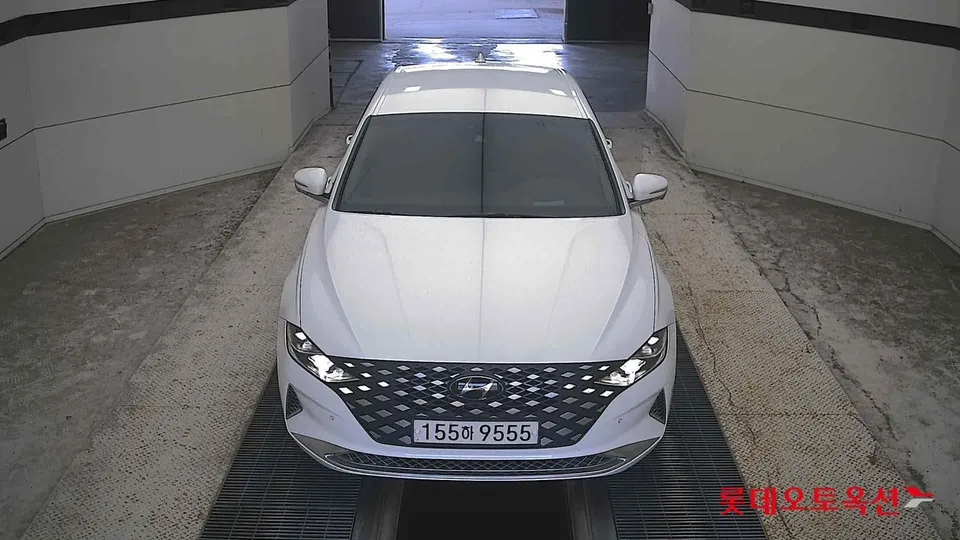 2022 Hyundai Grandeur, VIN KMHF341GBNA463906