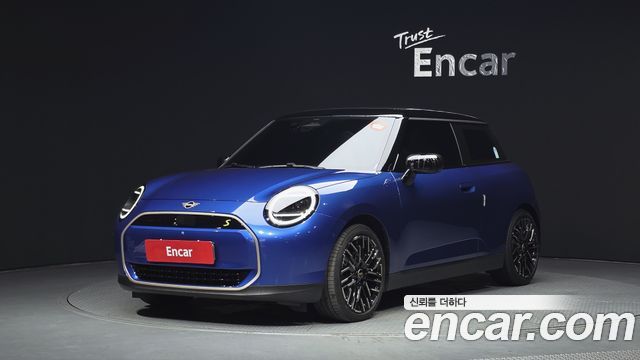 2024 Mini Cooper, VIN WMW21GC02RTA42854