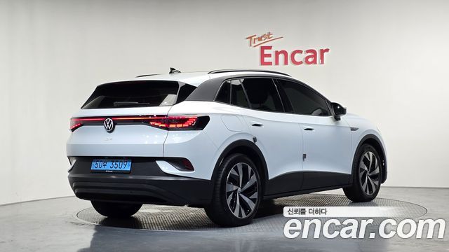 2023 Volkswagen ID.4, VIN WVGZZZE2ZPE053358