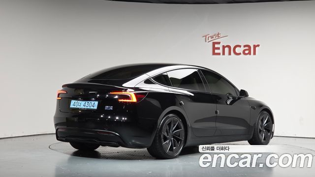 2026 Tesla Model 3, VIN LRW3E7ET1TC808125