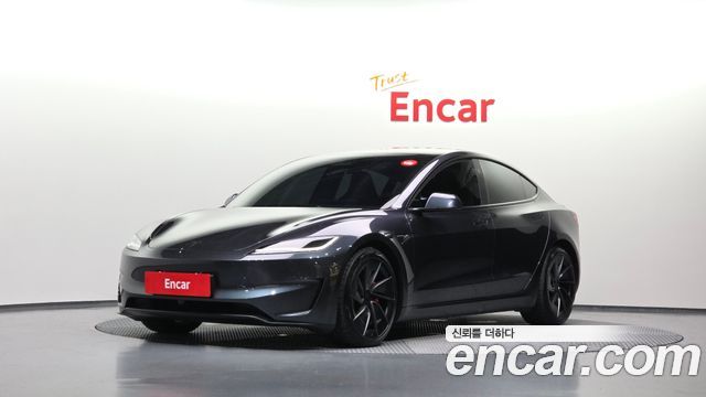 2026 Tesla Model 3, VIN LRW3E7ET5TC793211