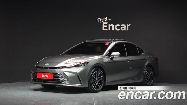 2025 Toyota Camry, VIN JTNAGACK9S3047740
