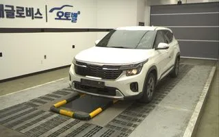 2023 Kia Seltos, VIN KNAES81AEPK415737