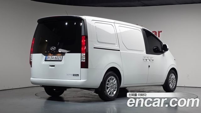 2025 Hyundai Staria, VIN KMFYDX71BSC188451