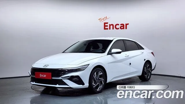 2026 Hyundai Avante, VIN KMHLM41ABTU157619