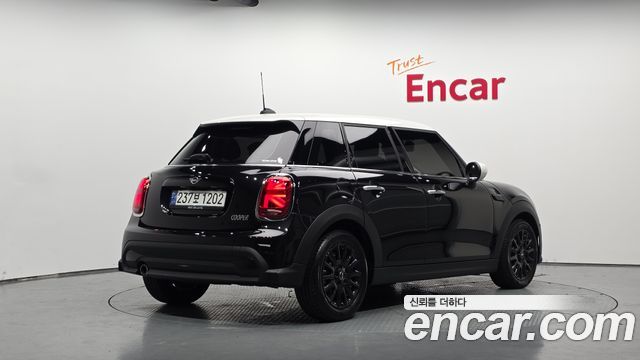 2024 Mini Cooper, VIN WMW41DK05R2V46939