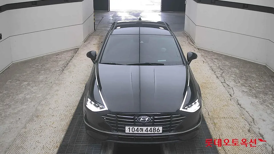 2021 Hyundai Sonata, VIN KMHL141EBMA109525