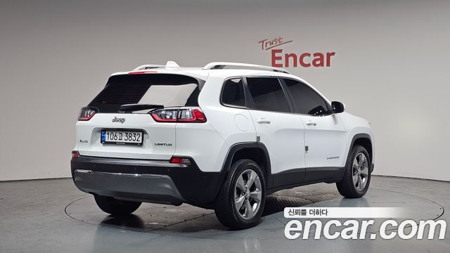 2021 Jeep Cherokee, VIN 1C4PJMDB4MD226846
