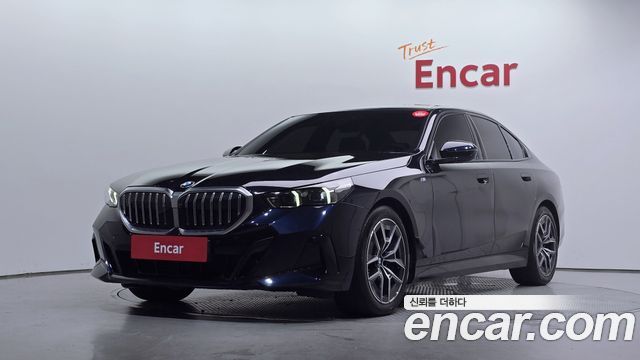 2024 BMW 5-Series, VIN WBA21FJ07RCR41087