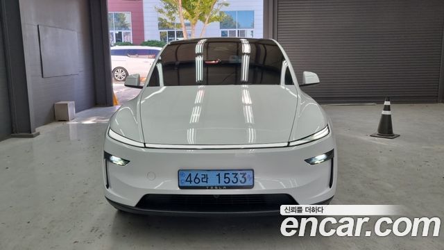 2026 Tesla Model Y, VIN LRWYGCEK5TC803638