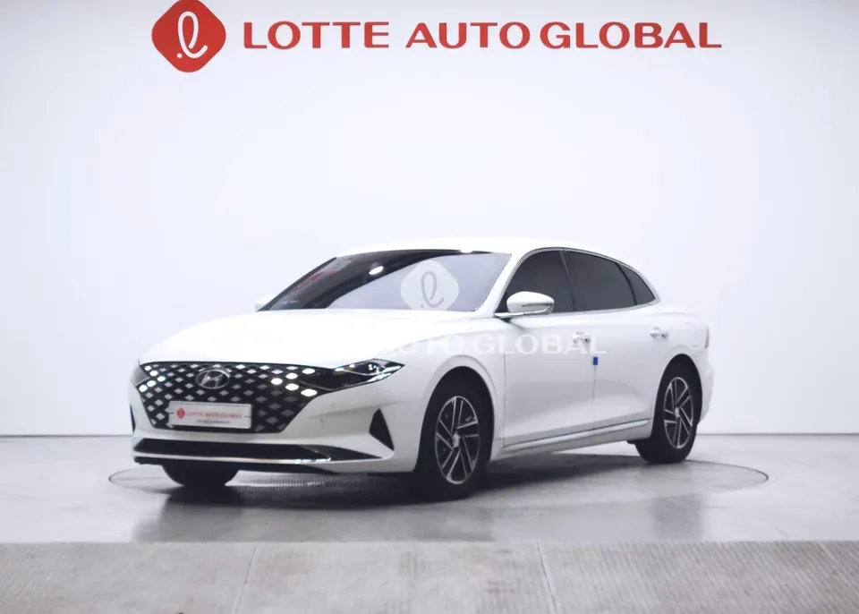 2022 Hyundai Grandeur, VIN KMHF241NBNA455656