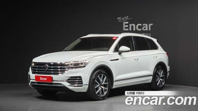 2022 Volkswagen Touareg, VIN WVGZZZCRZND007617