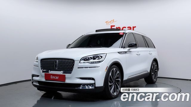 2020 Lincoln Aviator, VIN 5LM5J7XC2LGL26060