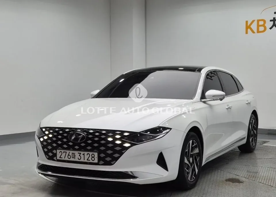 2022 Hyundai Grandeur, VIN KMHF2413BNA145119