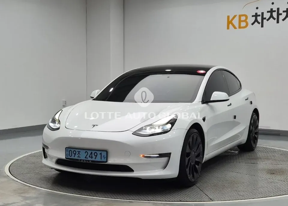 2021 Tesla Model 3, VIN 5YJ3E1EB2MF011183